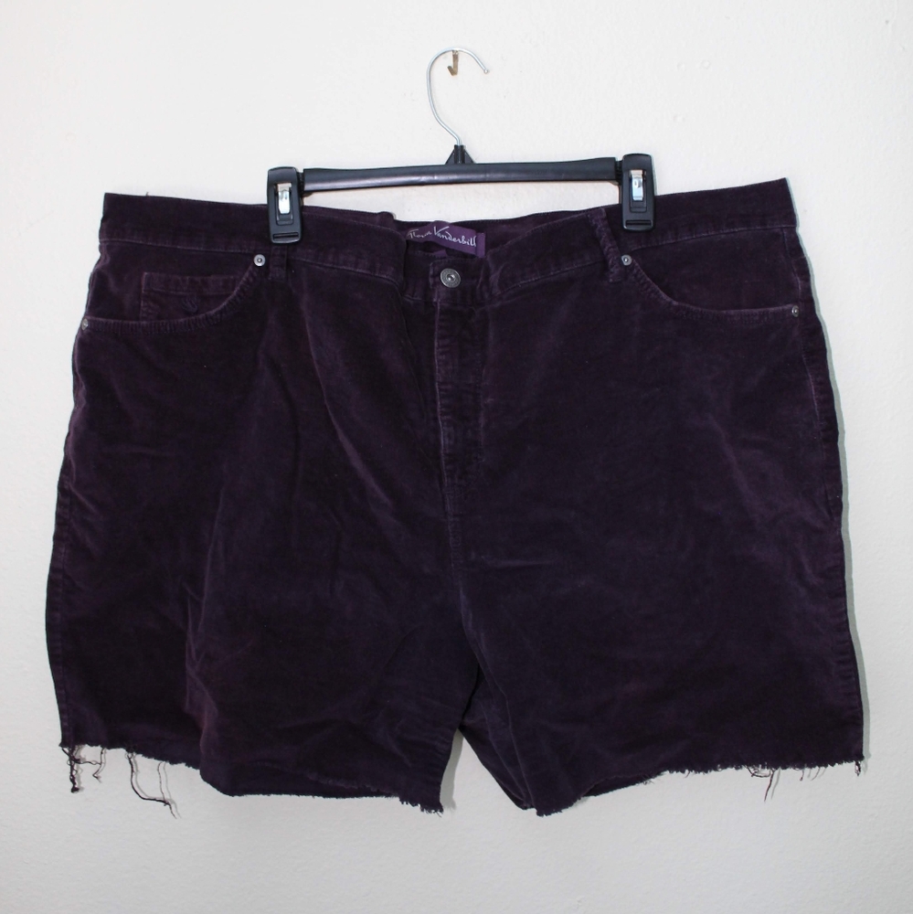 Corduroy shorts